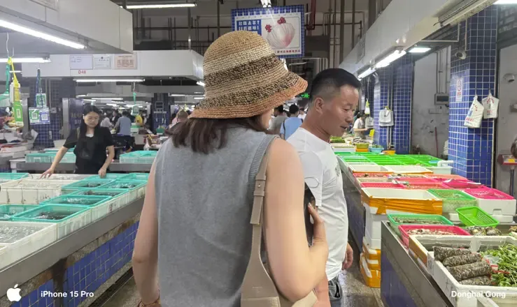 白藤头海鲜市场